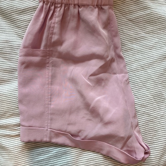 Wilfred Pink Elastic-Waist Casual Shorts - Picture 2 of 2